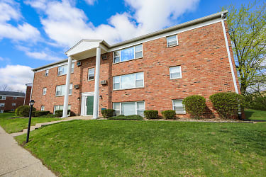 Nobb Hill Apartments - West Lafayette, IN