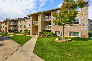 Falcon Park Apartments - Layton, UT