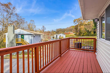 755 E Red Bud Rd unit 101 - Knoxville, TN
