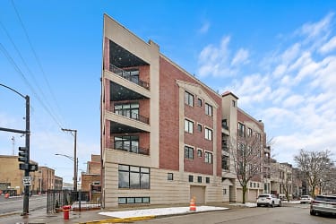 622 N Rockwell St #404 - Chicago, IL