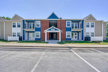Admiral's Landing Apartments - Great Mills, MD