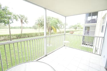 5700 NW 2nd Ave #205 - Boca Raton, FL
