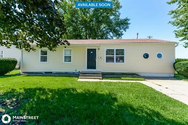 1312 N Swope Dr - Independence, MO