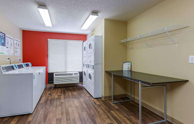 Furnished Studio - El Paso - West Apartments - undefined, undefined