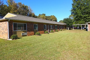 Parsons Cove Apartments - Affordable Housing (55+ Community) - Parsons, TN