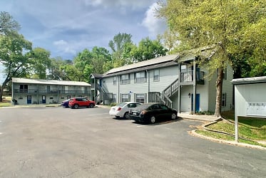Cypress Villas Apartments - Gainesville, FL