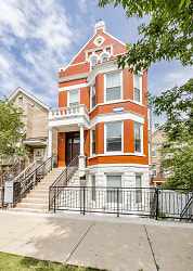 2123 S Fairfield Ave - Chicago, IL