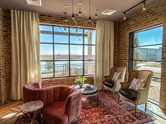 Apartments At The Sound - Coppell, TX