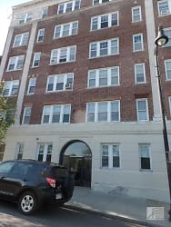 1691 Commonwealth Ave unit 32 - Boston, MA