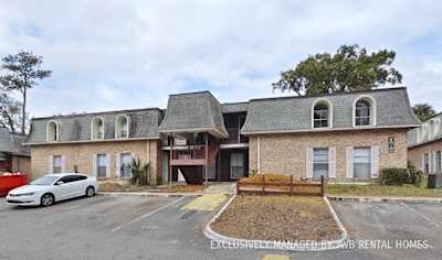 7201 Arlington Expy #93 - Jacksonville, FL