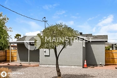 9235 S Calle Maravilla - undefined, undefined