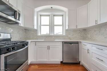 707 Meyer Ave #1 - Lyndhurst, NJ