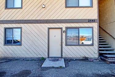 2541 Grand Ave unit B - Grand Junction, CO