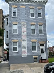 2445 Lakeview Ave unit 201 - Baltimore, MD