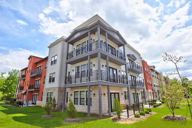 HighGrove Apartments - Bloomington, IN
