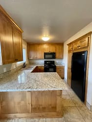 61545 Parrell Rd unit 03 - Bend, OR