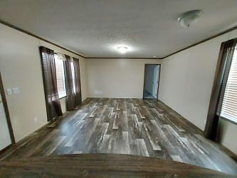 5 Rustic Pkwy #135 - Madison, WI