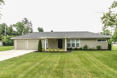 10409 Barmore Ave - Indianapolis, IN