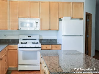 2741 N Southport Ave unit 2743-1N - Chicago, IL