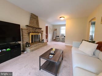 1806 Montevideo Rd - Jessup, MD