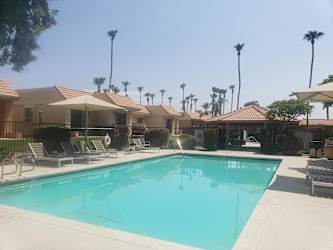 40800 Breezy Pass Rd - Palm Desert, CA