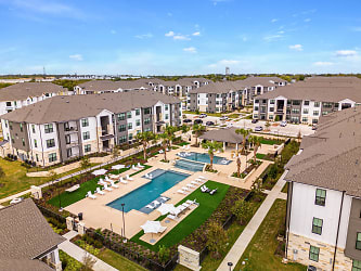 The Parker Austin Apartments - Pflugerville, TX
