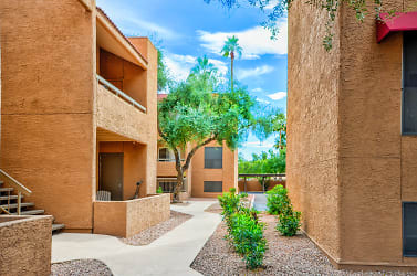 Biltmore Promenade Apartments - Phoenix, AZ