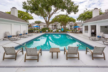 ARIUM Mariner's Village Apartments - Orlando, FL
