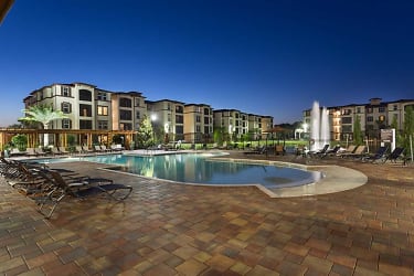 The Oasis At Moss Park Apartments - Orlando, FL