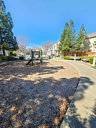 1250 Poppy Seed Ct - Concord, CA