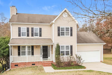 1003 Planters Trail Ct - Knightdale, NC
