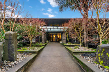 16250 Pacific Hwy unit 65 - Lake Oswego, OR