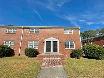 1912 King George Dr - Fayetteville, NC