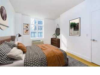 2-26 50th Ave unit 5-G - Queens, NY