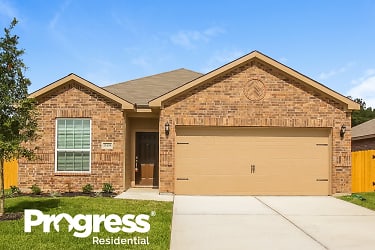 10458 Sweetwater Creek Drive - Cleveland, TX