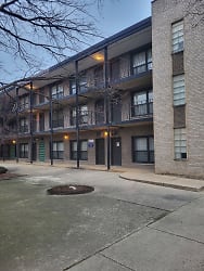 8222 S King Dr #2C - Chicago, IL