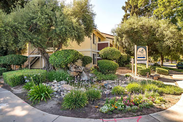 Northwood Village Apartments - Merced, CA