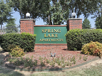 Spring Lake I/II Apartments - Russellville, AR