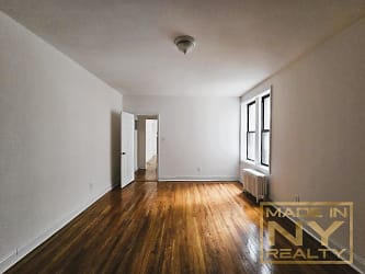 36-20 168th St unit 3M - Queens, NY