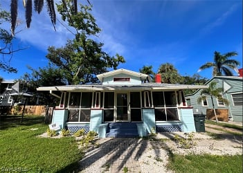 2729 Michigan Ave - Fort Myers, FL