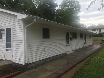 180 W Braxton Foushee St - Carrboro, NC