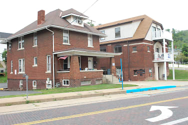 78 E State St unit A - Athens, OH