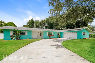 1866 Lakeview Road - Clearwater, FL
