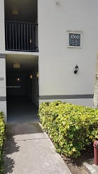 4560 NW 107th Ave #108-12 - Doral, FL