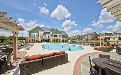 Addison Ridge Apartments - Fayetteville, NC