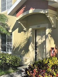 3707 45th Terrace W unit 102 - Bradenton, FL