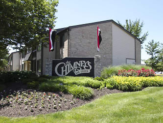 Chimneys Of Oak Creek Apartments - Dayton, OH