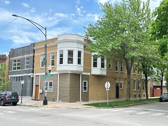 3625 W Wrightwood Ave unit R3 - Chicago, IL