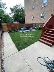 4921 N Avers Ave - Chicago, IL