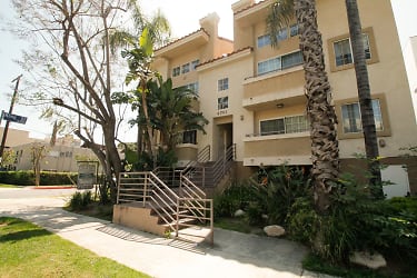 4701 Fulton Ave unit 206 - Los Angeles, CA